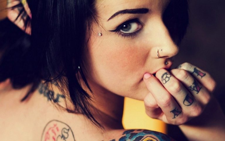 Beauty Brunette Girl Portrait Tattoos Piercings Beauty Brunette Girl Portrait Tattoos Piercings
