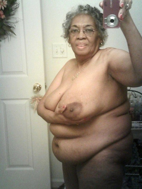 Black Granny Saggy Tits Black Granny Saggy Tits
