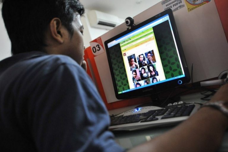 Canadian Study Online Porn