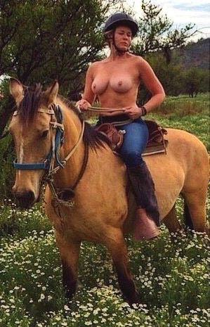 Chelsea Handler Nude Topless Chelsea Handler Nude Topless