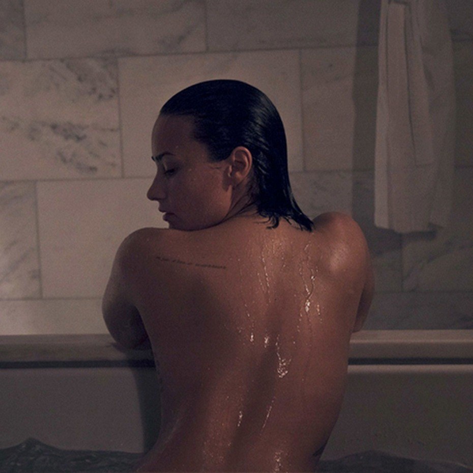 Demi Lovato Naked Photo Shoot Demi Lovato Naked Photo Shoot