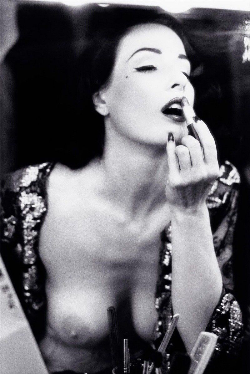Dita Von Teese Nude Boobs Slip