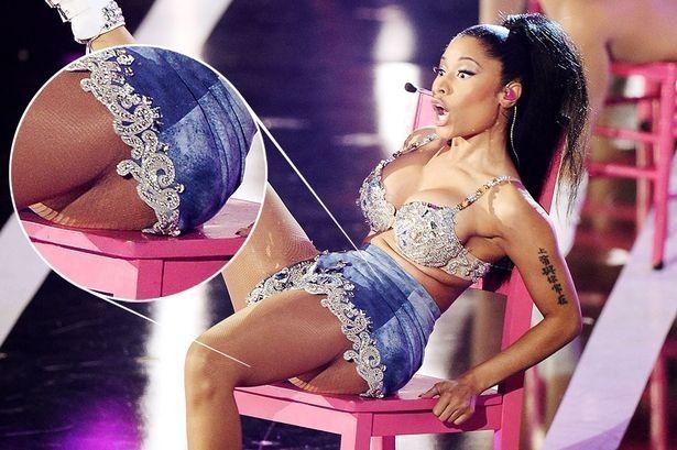 Hip Hip Artist Nicki Minaj Pussy Slip