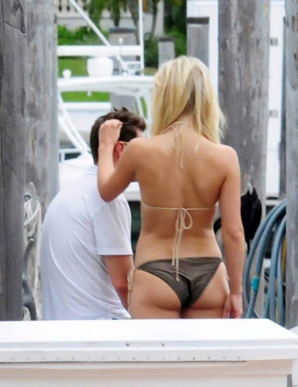 Julianne Hough Bikini Ass Julianne Hough Bikini Ass