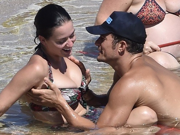 Katy Perry In A Bikini Getting Her Tits Fondled By Orlando Bloom Katy Perry In A Bikini Getting Her Tits Fondled By Orlando Bloom