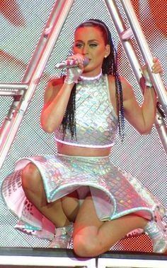 Katy Perry Nude Upskirt Pics Katy Perry Nude Upskirt Pics