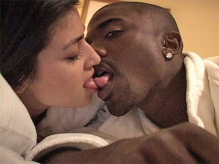 Kim Kardashian Ray J Sex Tape