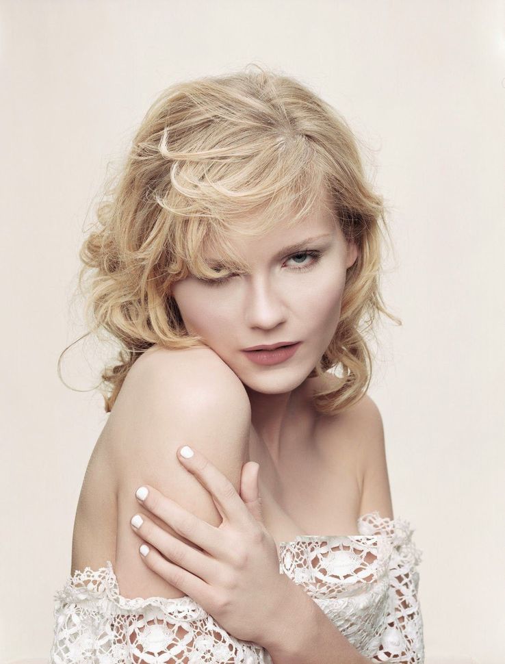 Kirsten Dunst Nude Boobs Photos Kirsten Dunst Nude Boobs Photos