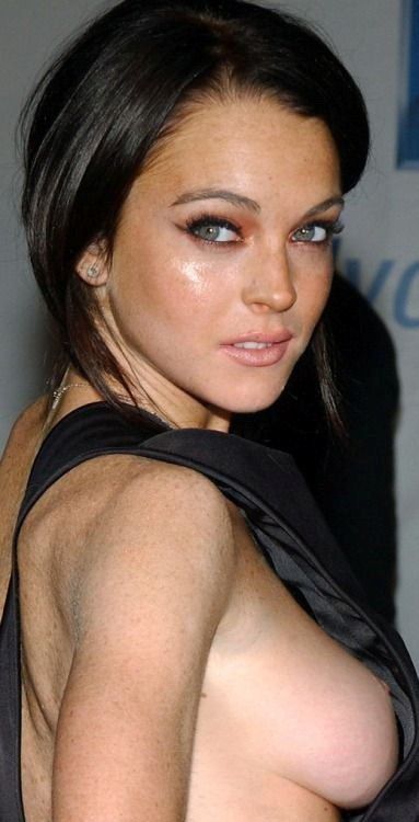 Lindsay Lohan Thefappening Nude Side Boob Lindsay Lohan Thefappening Nude Side Boob