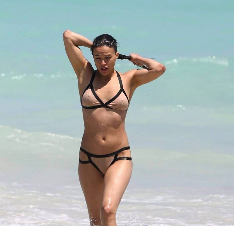 Michelle Rodriguez Nude Tits Sexy Bikini Michelle Rodriguez Nude Tits Sexy Bikini