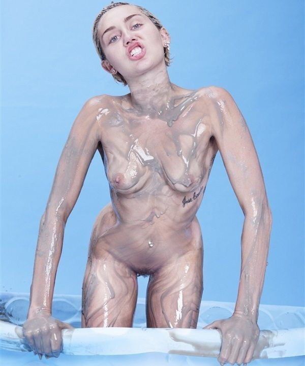 Miley Cyrus Totally Naked Pics Miley Cyrus Totally Naked Pics