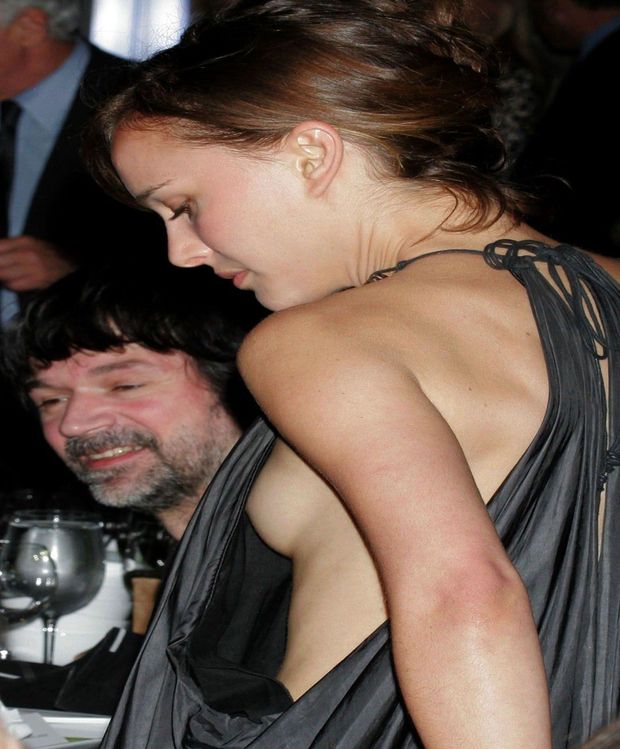 Natalie Portman Nude Boob Slip Natalie Portman Nude Boob Slip