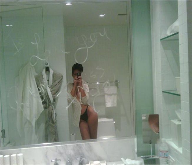 Rihanna Leaked Nakrf Rihanna Leaked Nakrf