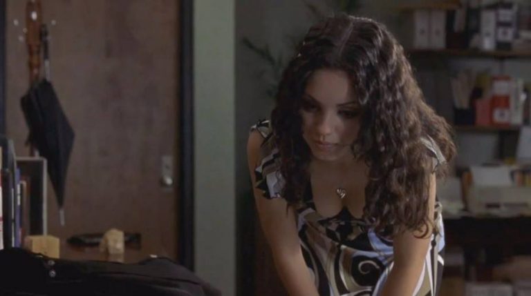 Sexy Mila Kunis Braless Sexy Mila Kunis Braless