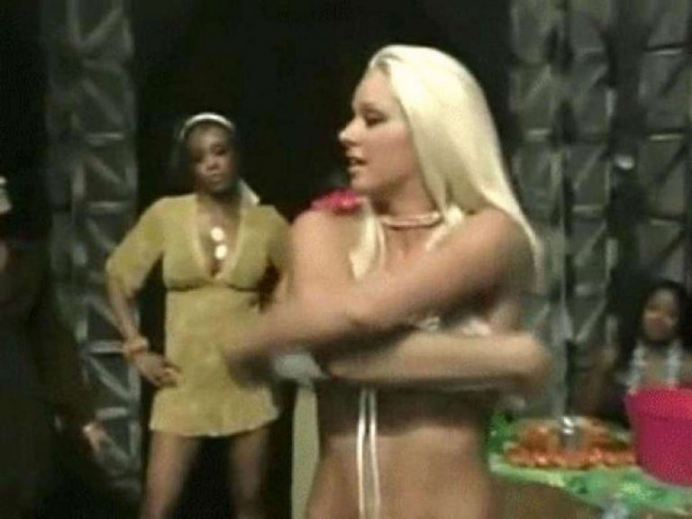 Wwe Maryse Ouellet Hot