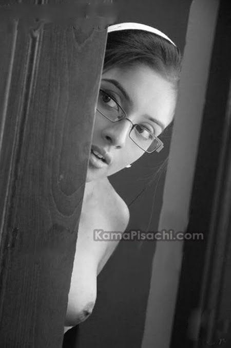 Actresses Caught Nude Actresses Caught Nude