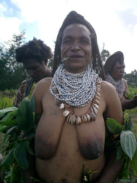 African Tribe Women Big Breasts African Tribe Women Big Breasts
