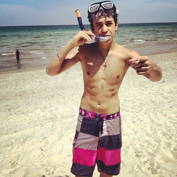 Austin Mahone Shirtless