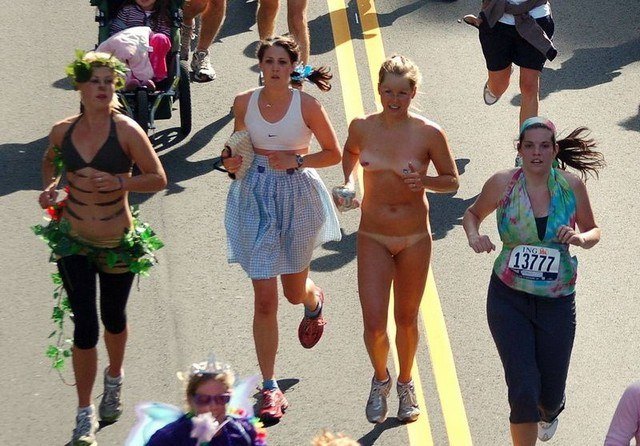 Bay To Breakers Naked Women Running Bay To Breakers Naked Women Running
