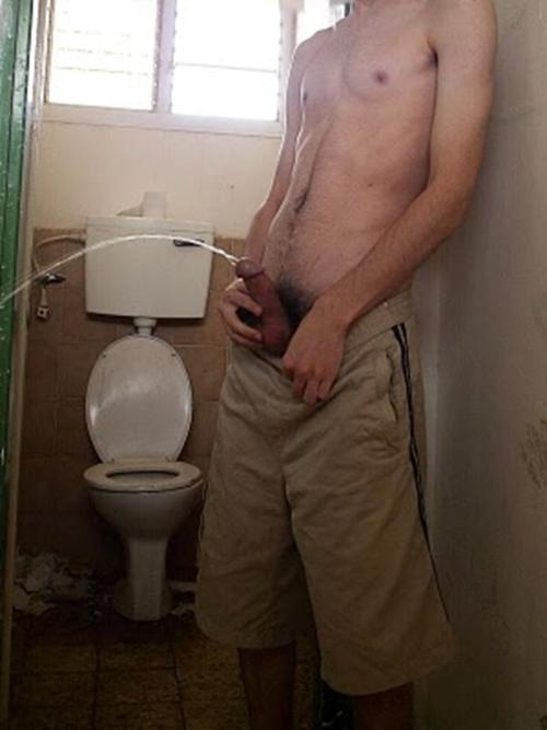 Big Cock Pissing