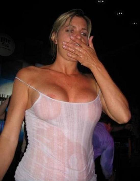 Big Tits In Tight Wet T Shirt