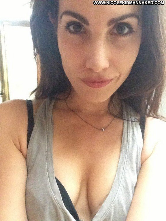 Carly Pope Leaked Cell Phone Nudes