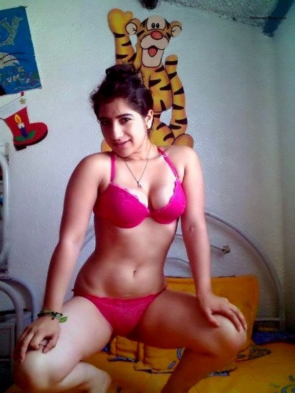 College Desi Girls Bra And Panties College Desi Girls Bra And Panties