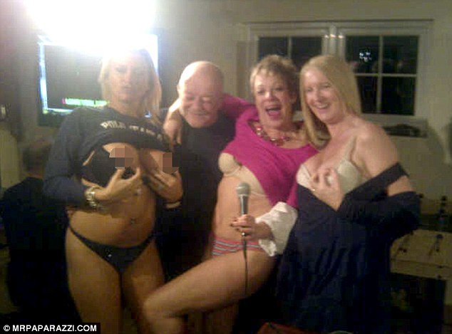 Denise Welch Flash Denise Welch Flash