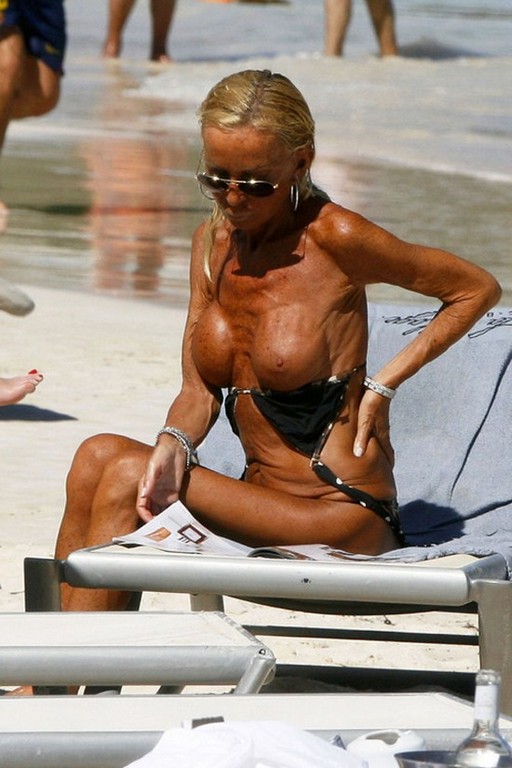 Donatella Versace Breast Implants Donatella Versace Breast Implants