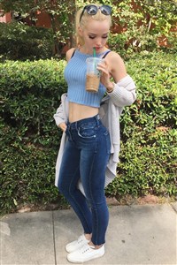 Dove Cameron Bikini Top Selfies And Oral Fixation Dove Cameron Bikini Top Selfies And Oral Fixation