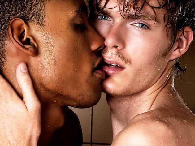 Gay Men Kiss Gay Men Kiss