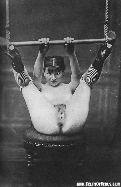 Girls Vintage Nudes 1800s