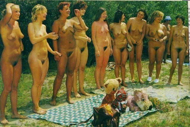 Hairy Nude Women Group