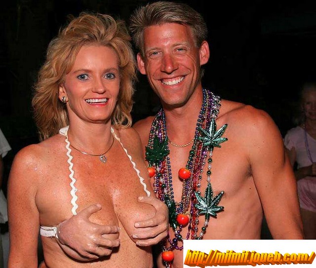 Hand Bra Fail