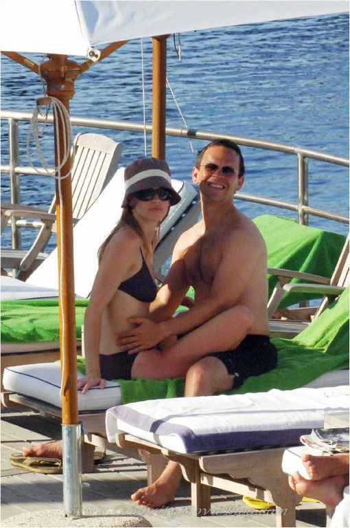 Hilary Swank Hot Bikini Hilary Swank Hot Bikini