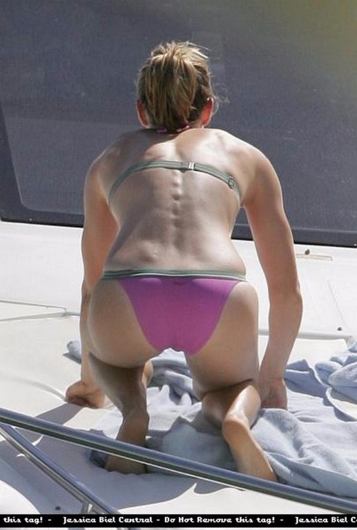 Coco Austin Butt Crack