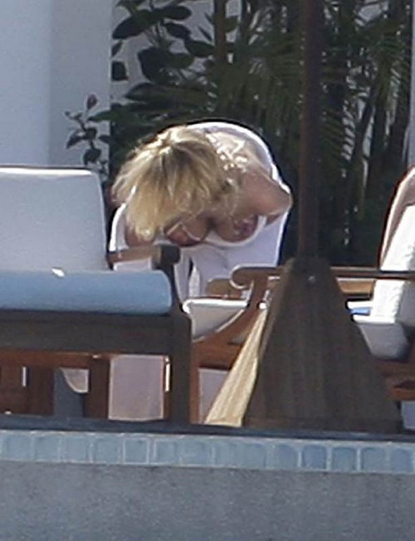 Jessica Simpson Bikini Cabo San Lucas