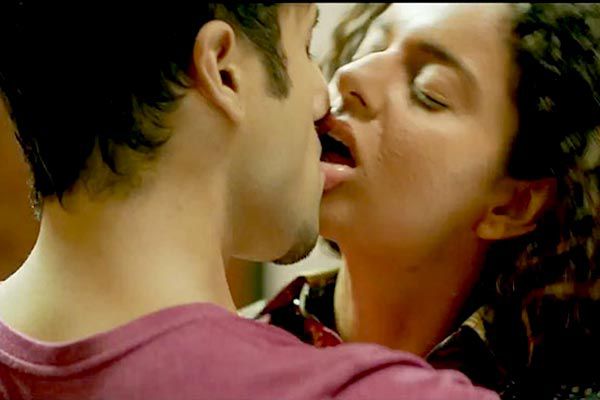 Kangana Ranaut Kiss Kangana Ranaut Kiss