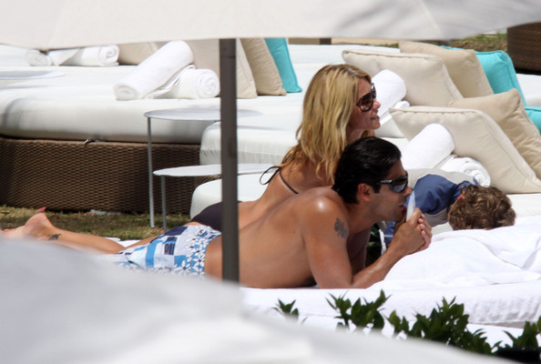 Kelly Ripa On Vacation