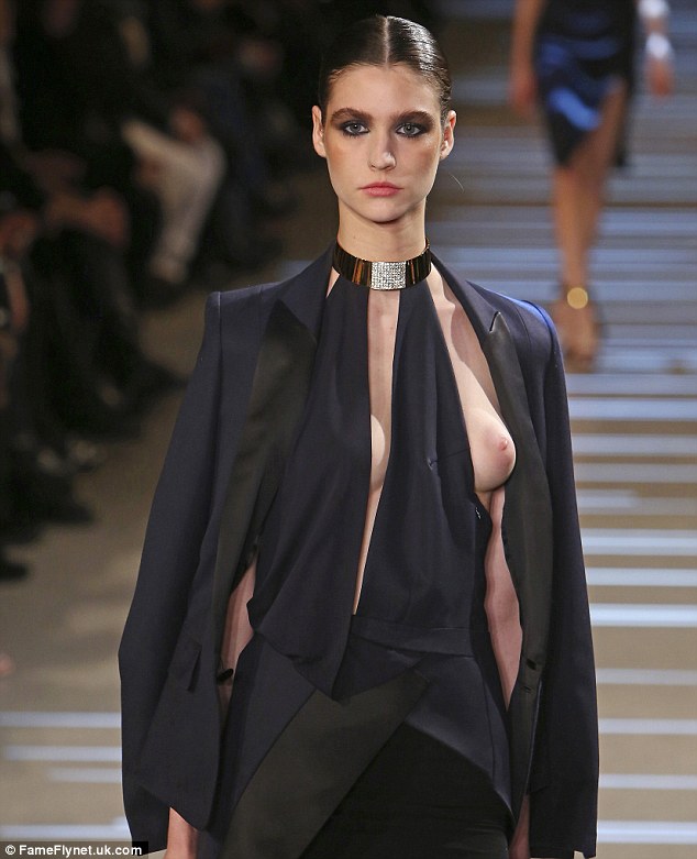 Kristen Stewart Nipple Slip Kristen Stewart Nipple Slip