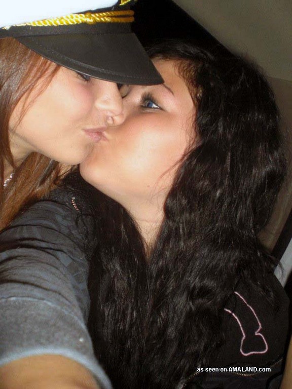 Lesbian Girlfriends Nude