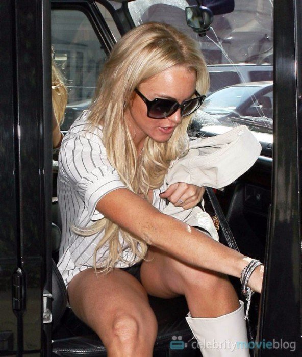Lindsay Lohan Up Skirt Lindsay Lohan Up Skirt