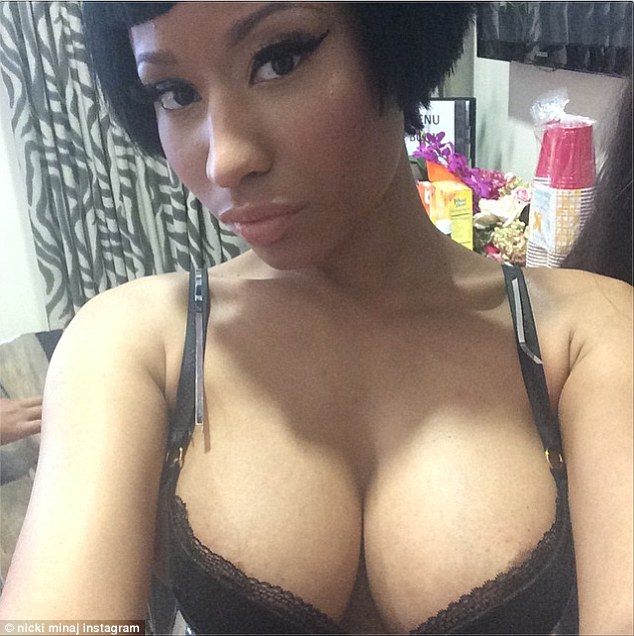 Nicki Minaj Instagram Nip Slip Nicki Minaj Instagram Nip Slip