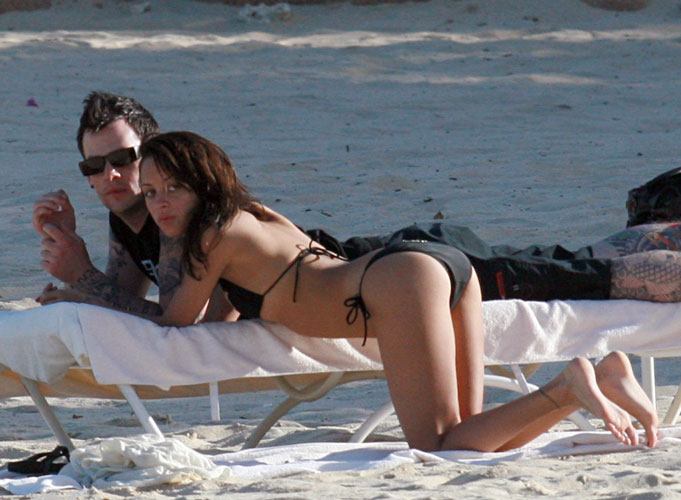 Nicole Richie Thong