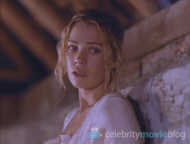 Nude Laurie Holden Gallery