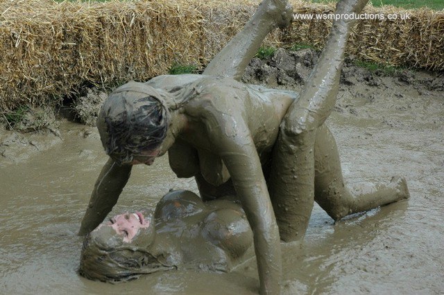 Nude Mud Wrestling Girls