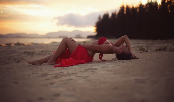Passion Girl Lying Sexy Body Legs Breasts Touch Passion Girl Lying Sexy Body Legs Breasts Touch