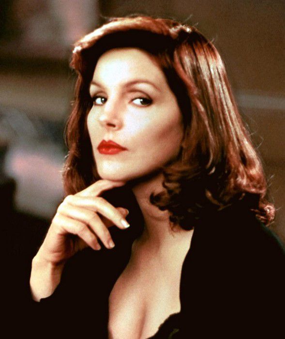 Priscilla Presley Naked Gun