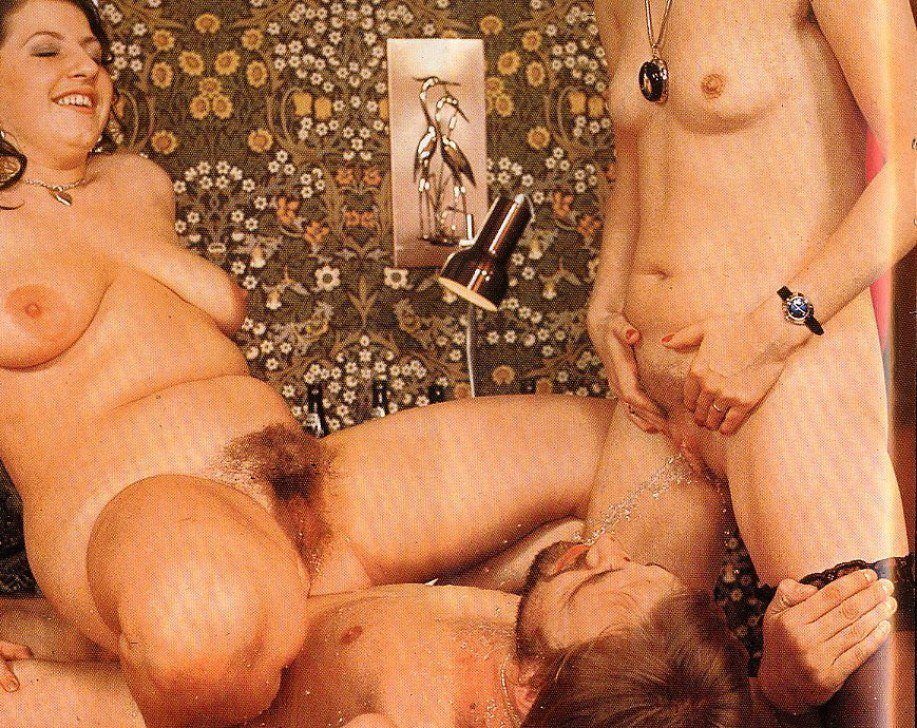 Retro Porno Group Piss Party Retro Porno Group Piss Party