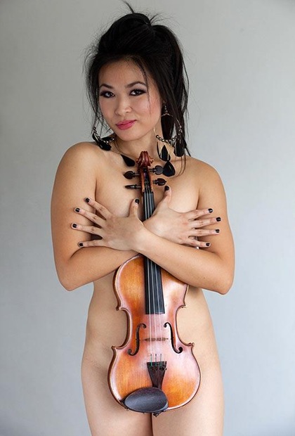 Sexy Violinist Analiza Ching Nude